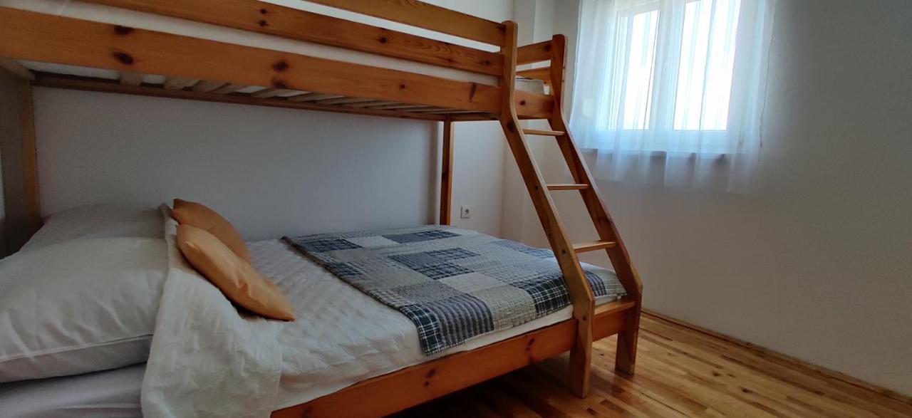 Apartment Dea Trogir Bagian luar foto